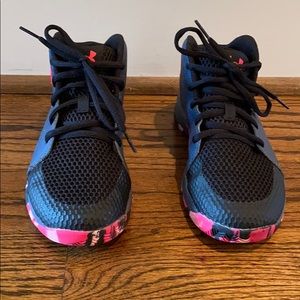 EUC girls Under Armour sneakers